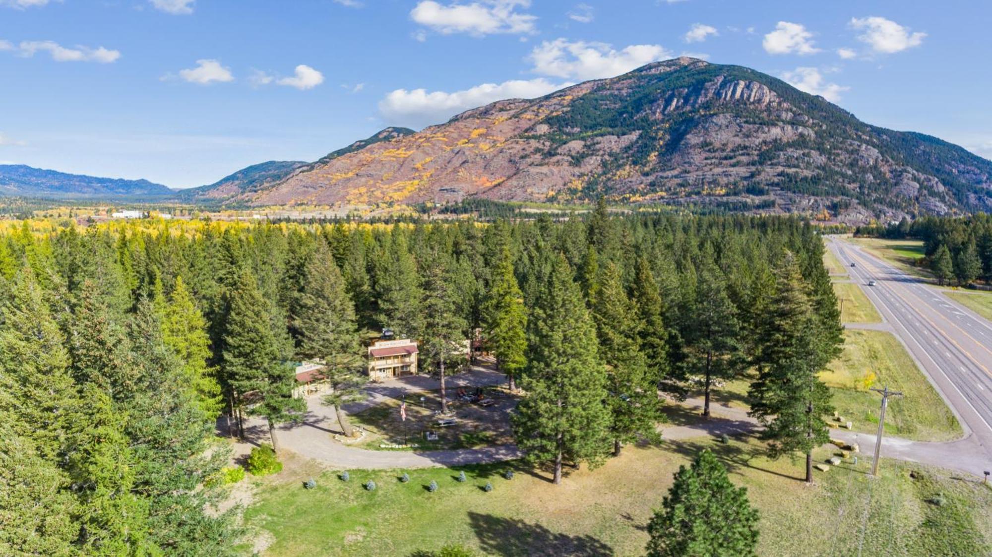 Fort Williamson Glacier Vacation Rentals Кълъмбия Фолс Екстериор снимка